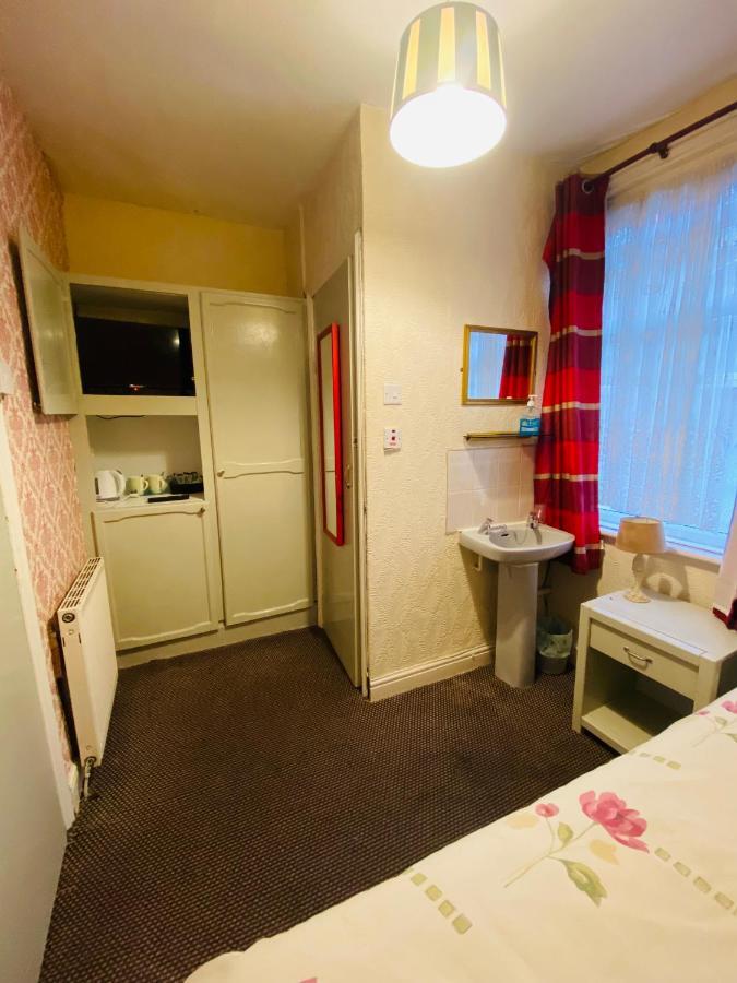 Delamere Hotel Blackpool Esterno foto